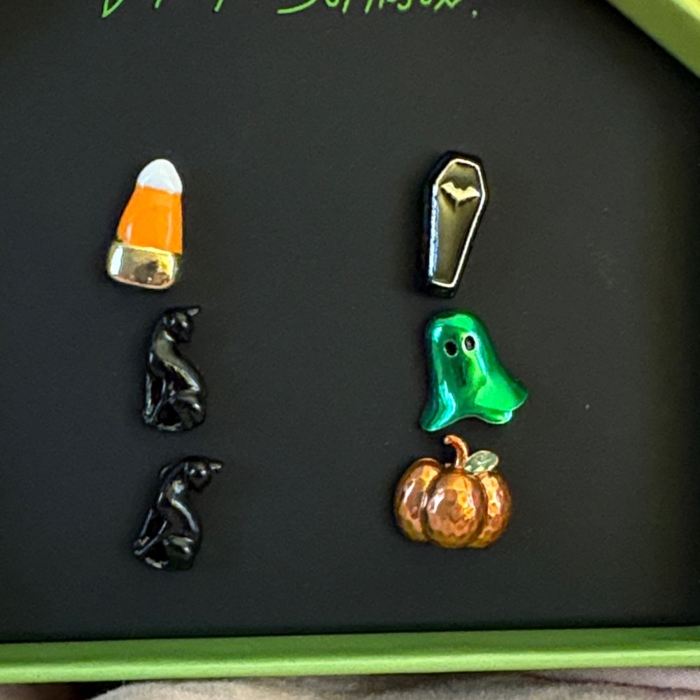 Betsey Johnson Spooky Earring Collection - Multicolor NWT - Picture 3 of 4
